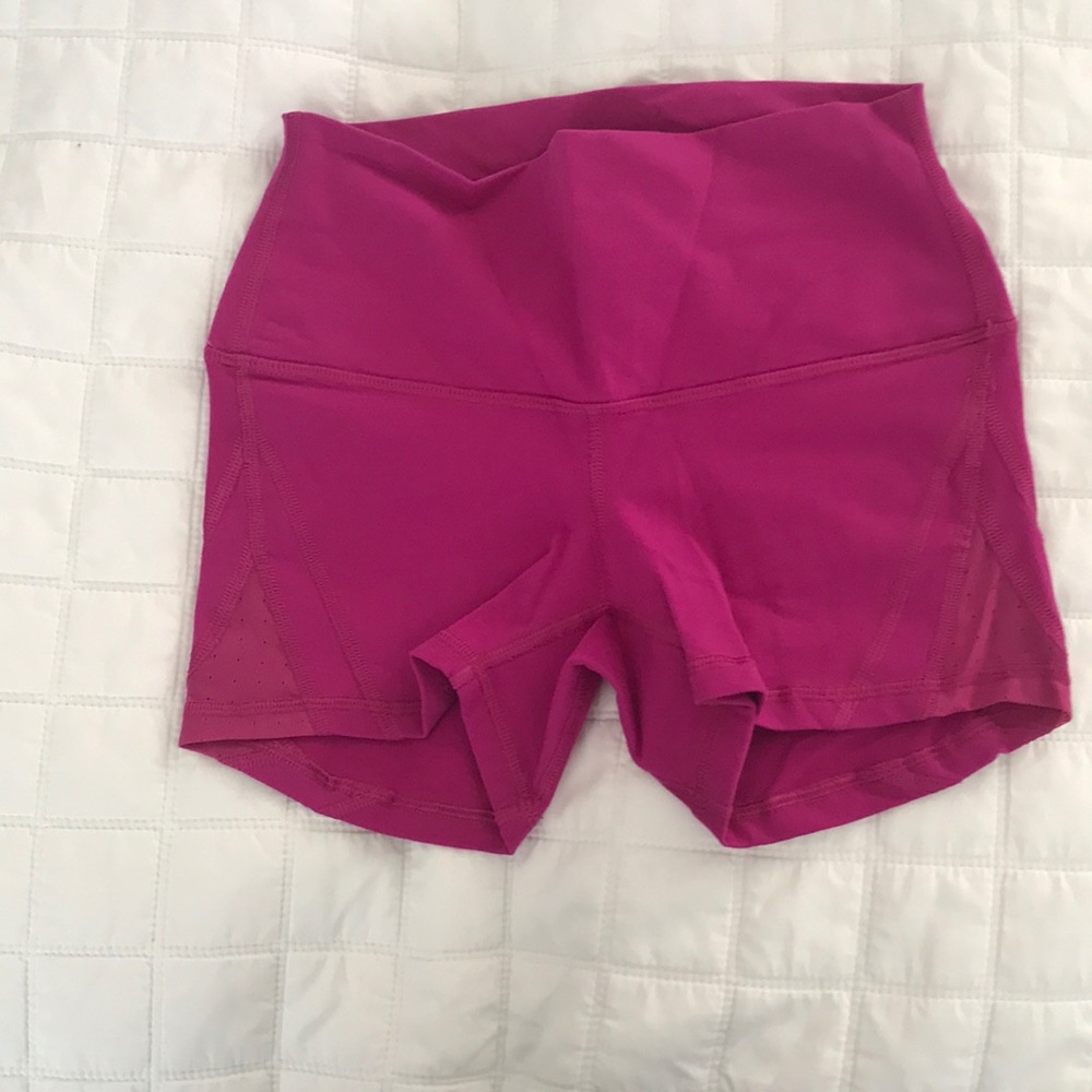 Lulu lemon short